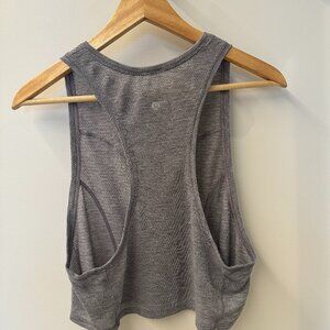 Lululemon training top